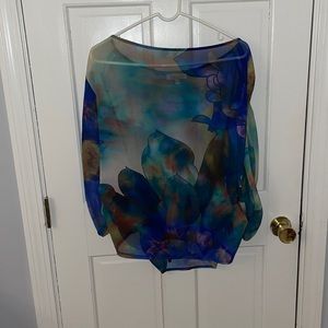 Jennifer Lopez shawl/coverup